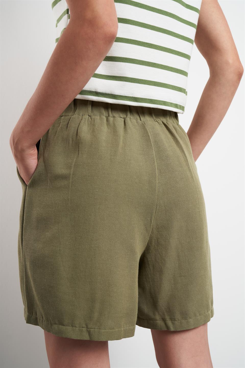 Pileli Keten Şort Haki