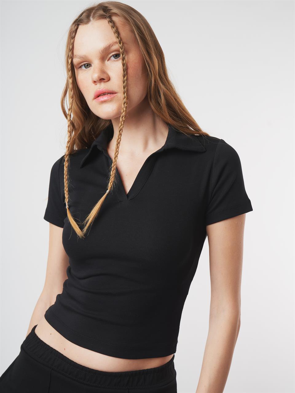 Polo Yaka Kısa Kol Bluz Siyah
