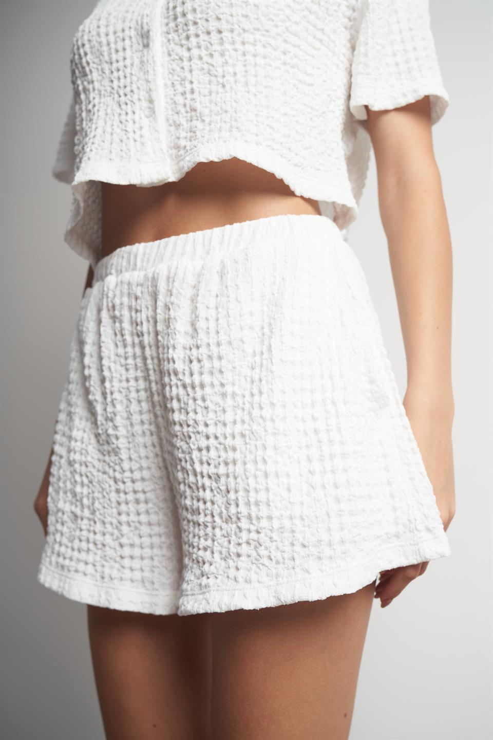 Rasel Kumaş Cep Detaylı Şort Ekru