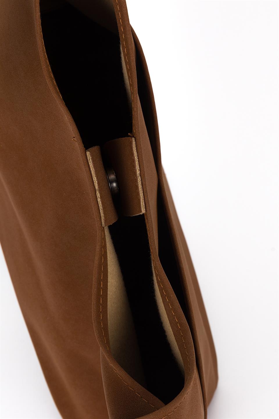 Salaş Süet Omuz Çantası Taba