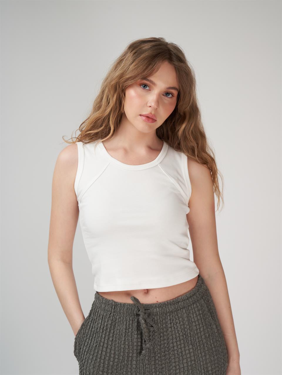 Sıfır Kol Crop Bluz Ekru