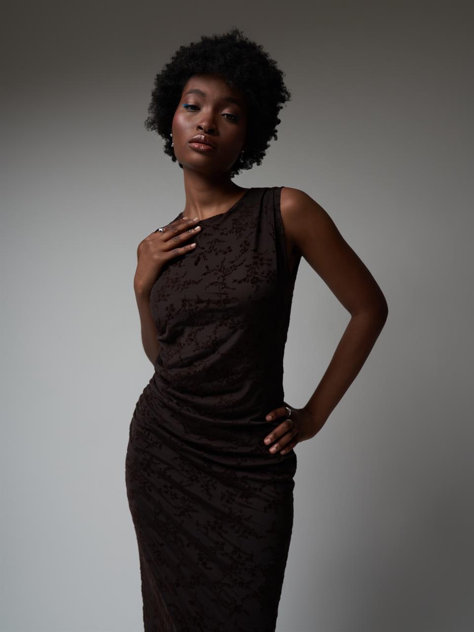 Sıfır Kol Tül Uzun Elbise Kahve