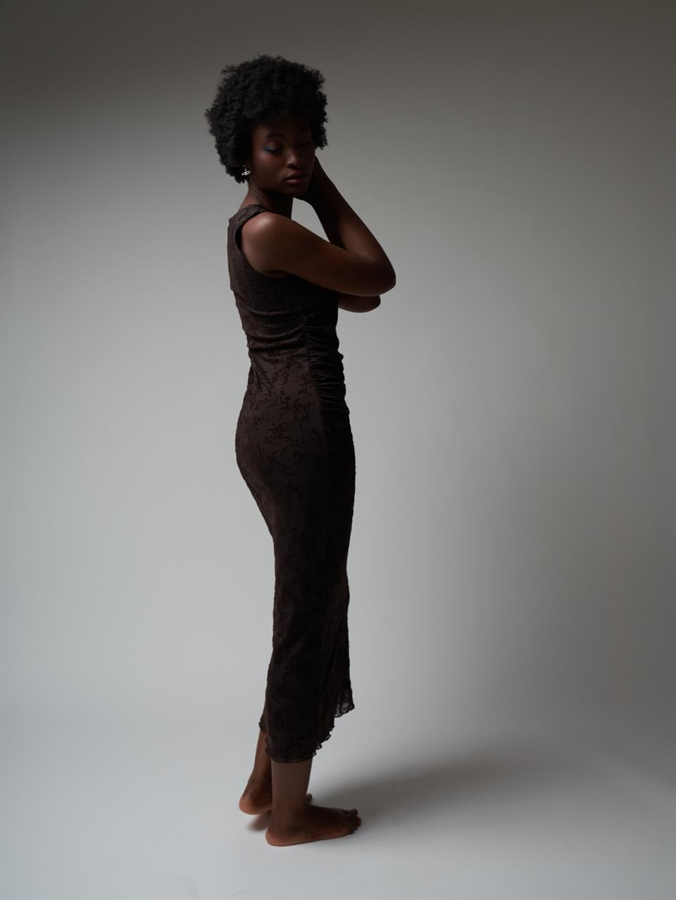 Sıfır Kol Tül Uzun Elbise Kahve