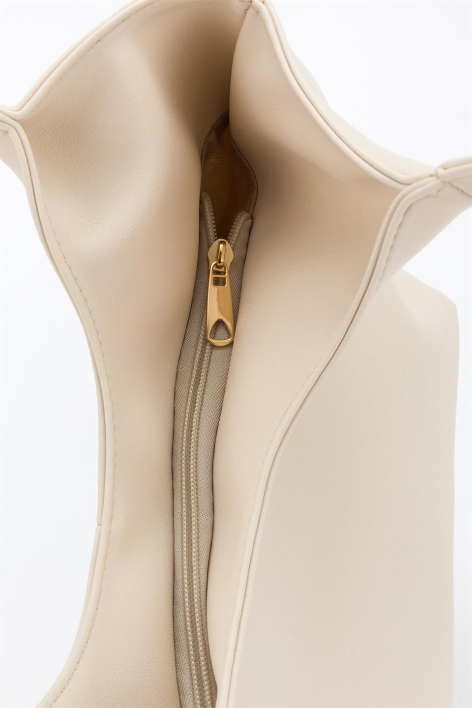 Soft Mini Charmlı Omuz Çantası Ekru