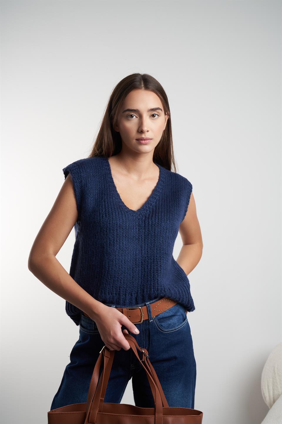 V Yaka Kolsuz Süveter Lacivert