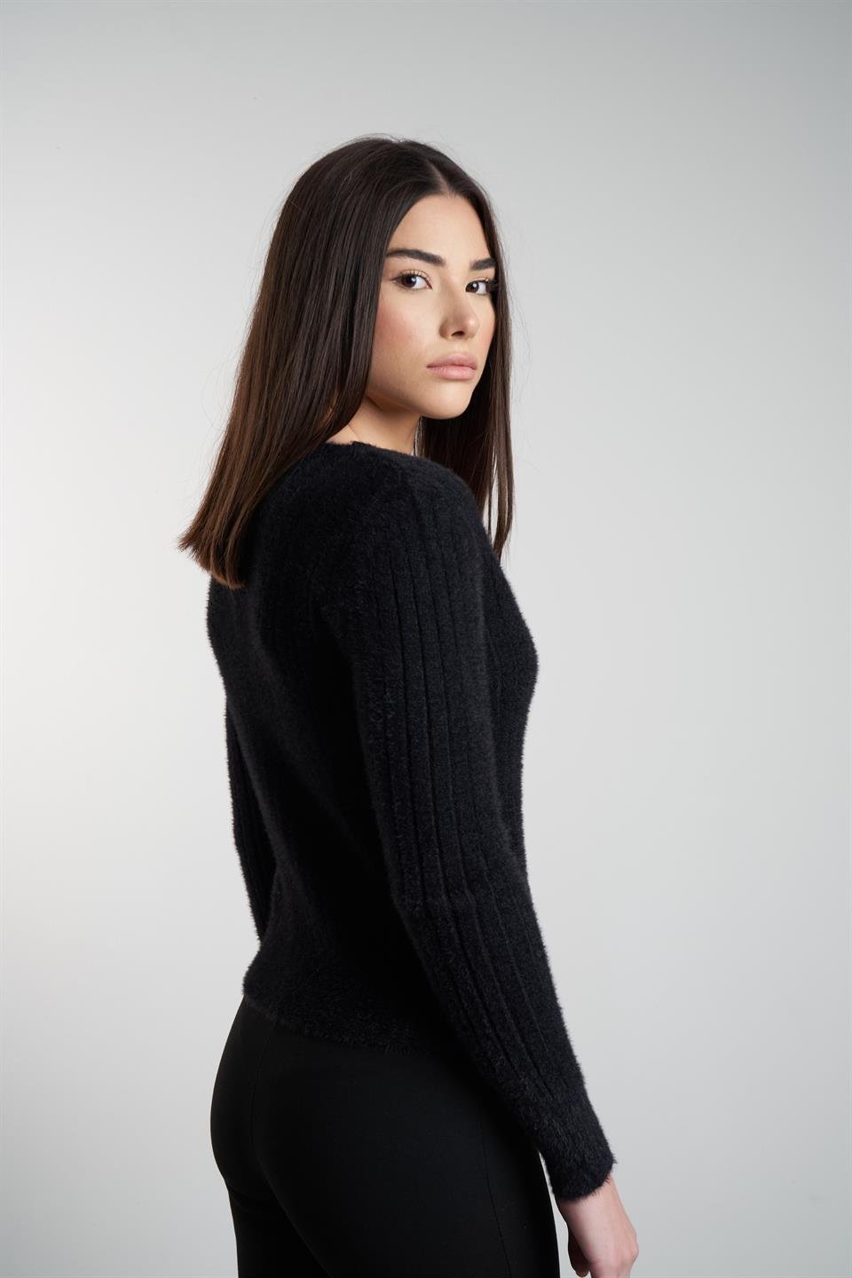 V Yaka Uzun Kol Triko Kazak Siyah