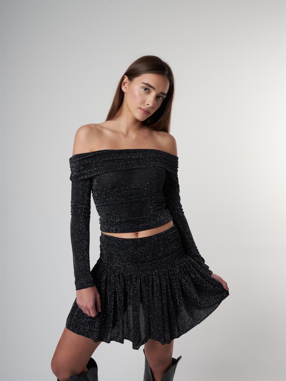 Yan Büzgü Detay Fırfırlı Kısa Simli Etek Siyah