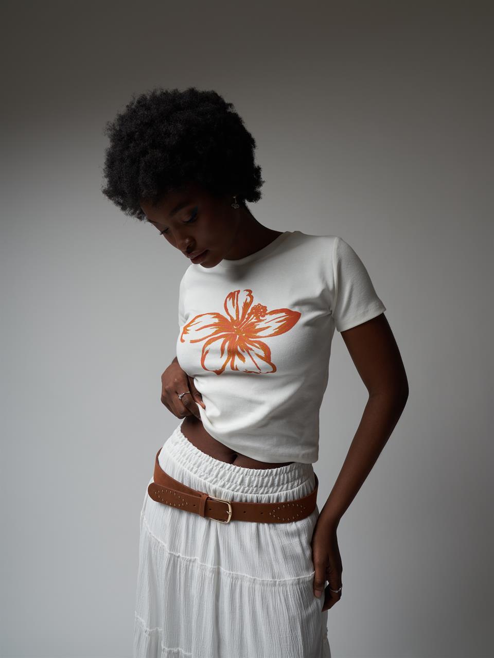 Yaprak Desenli Crop Bluz Ekru