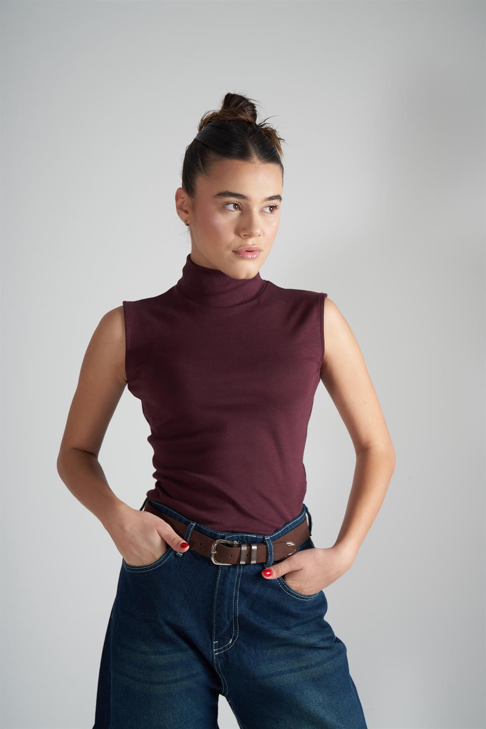 Yarım Balıkçı Sıfır Kol Basic Bluz Mürdüm