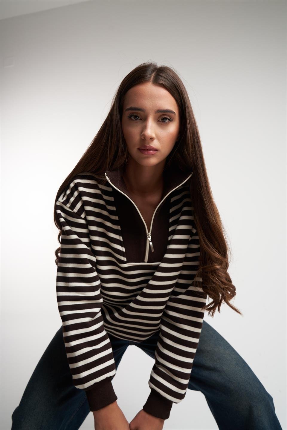 Yarım Fermuar Şardonlu Sweatshirt Kahve-Krem