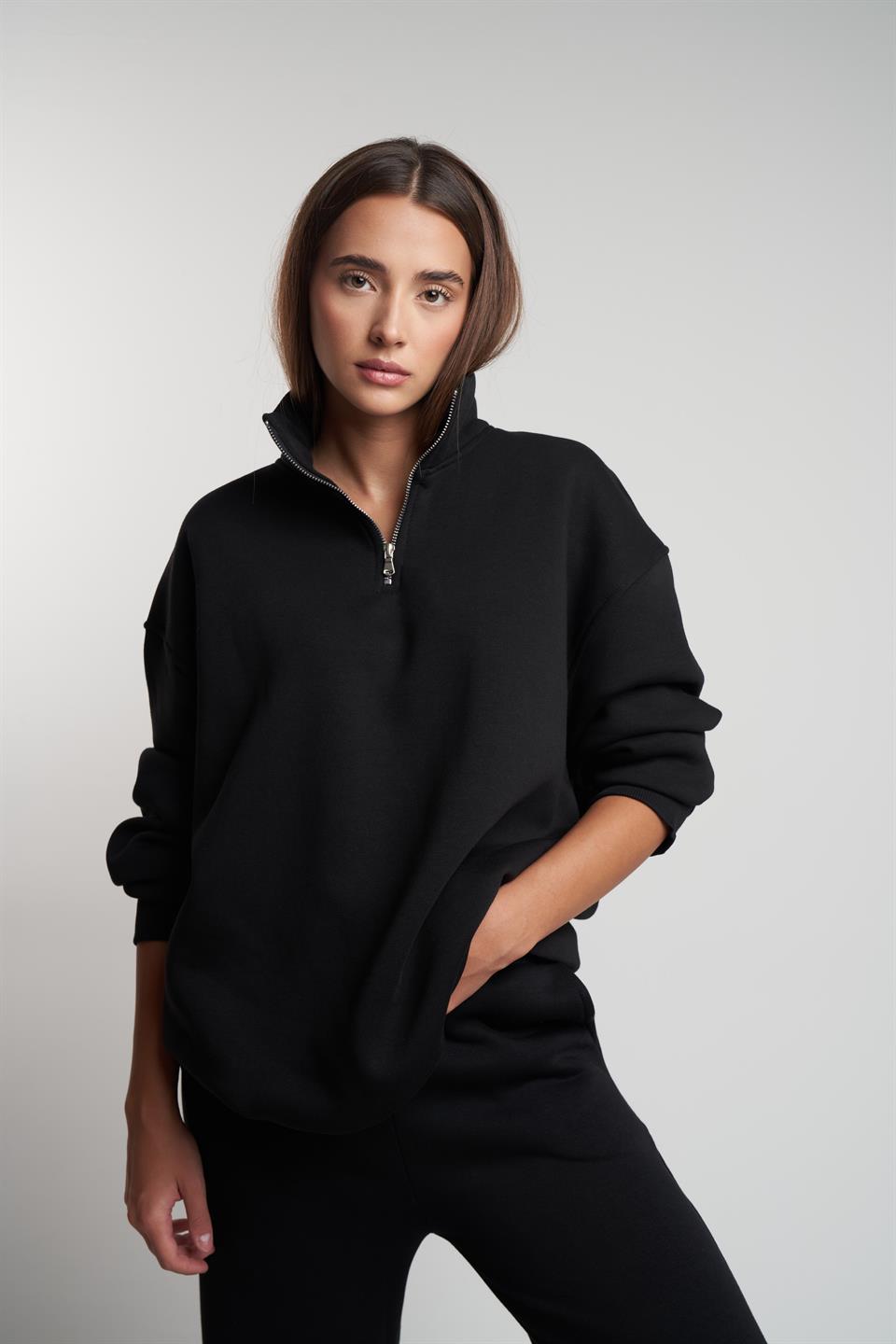 Yarım Fermuar Şardonlu Uzun Sweatshirt Siyah