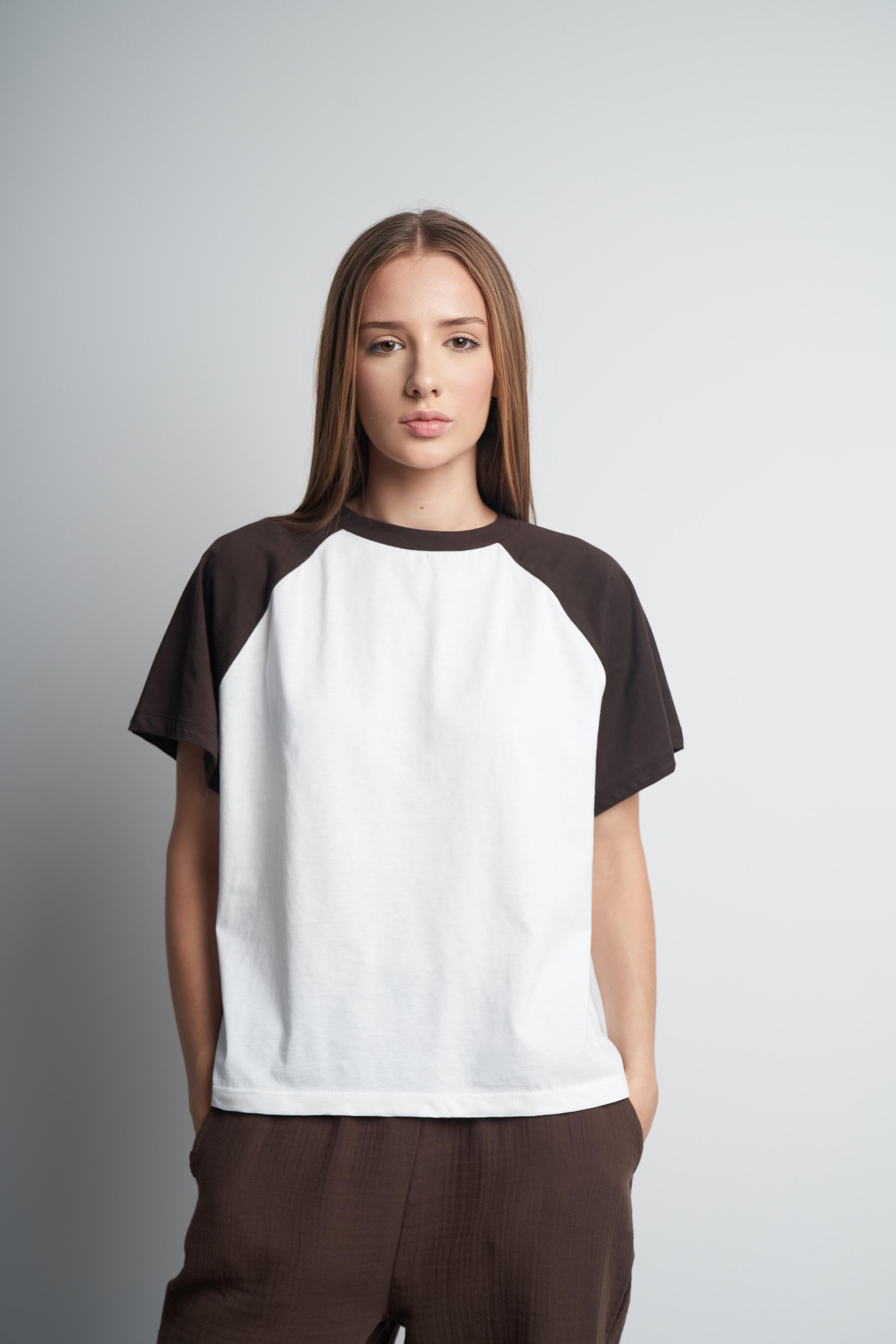 Bisiklet Yaka Kısa Kol T-shirt Ekru-Kahve