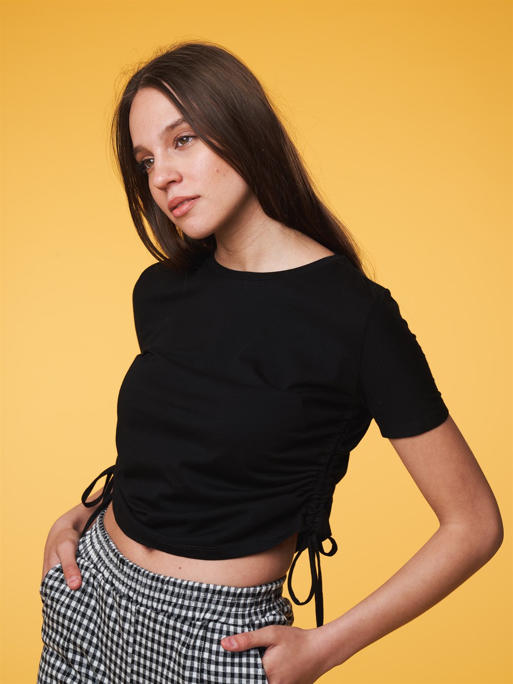 Büzgü Detaylı T-shirt