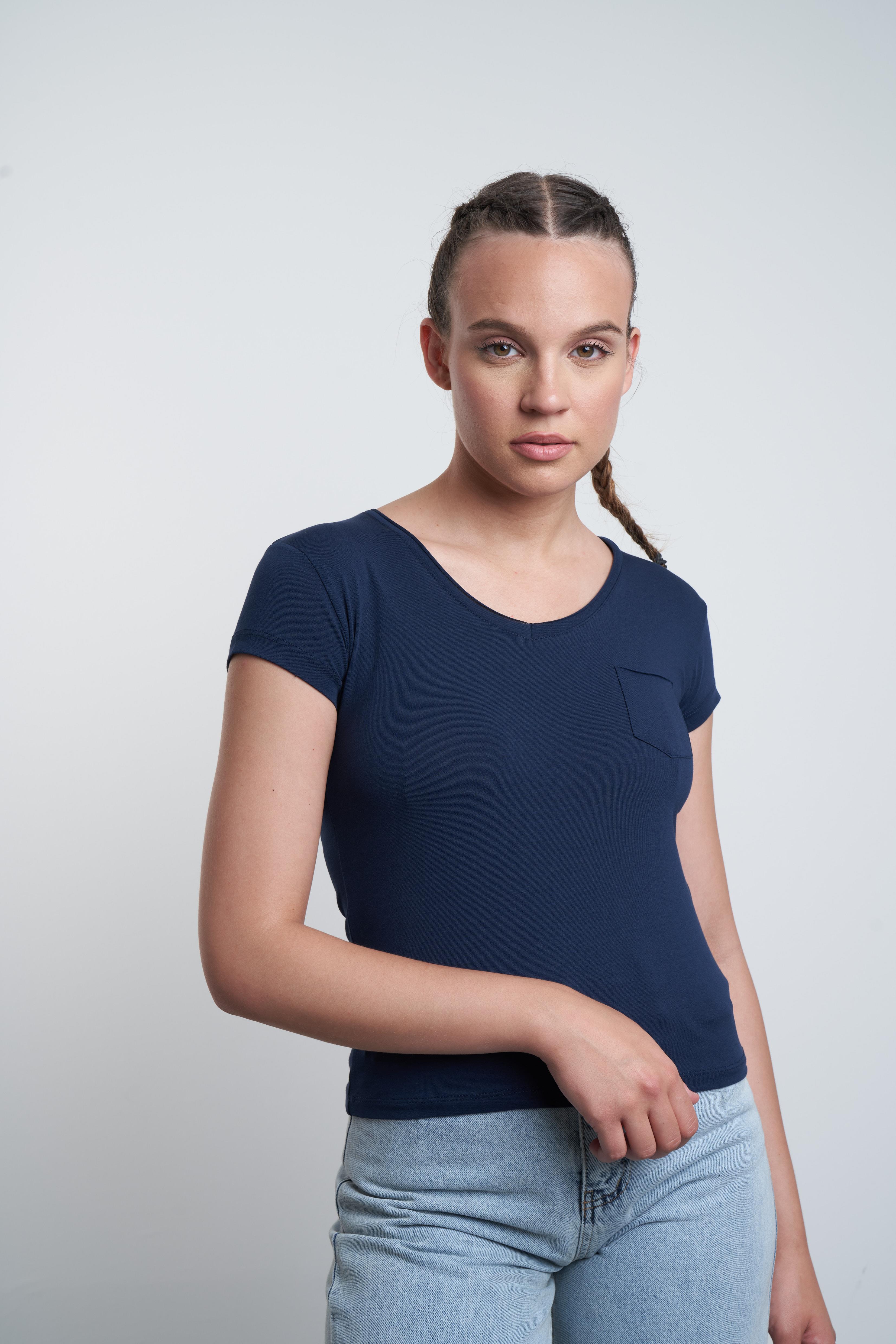 Cep Detaylı Basic T-shirt Lacivert