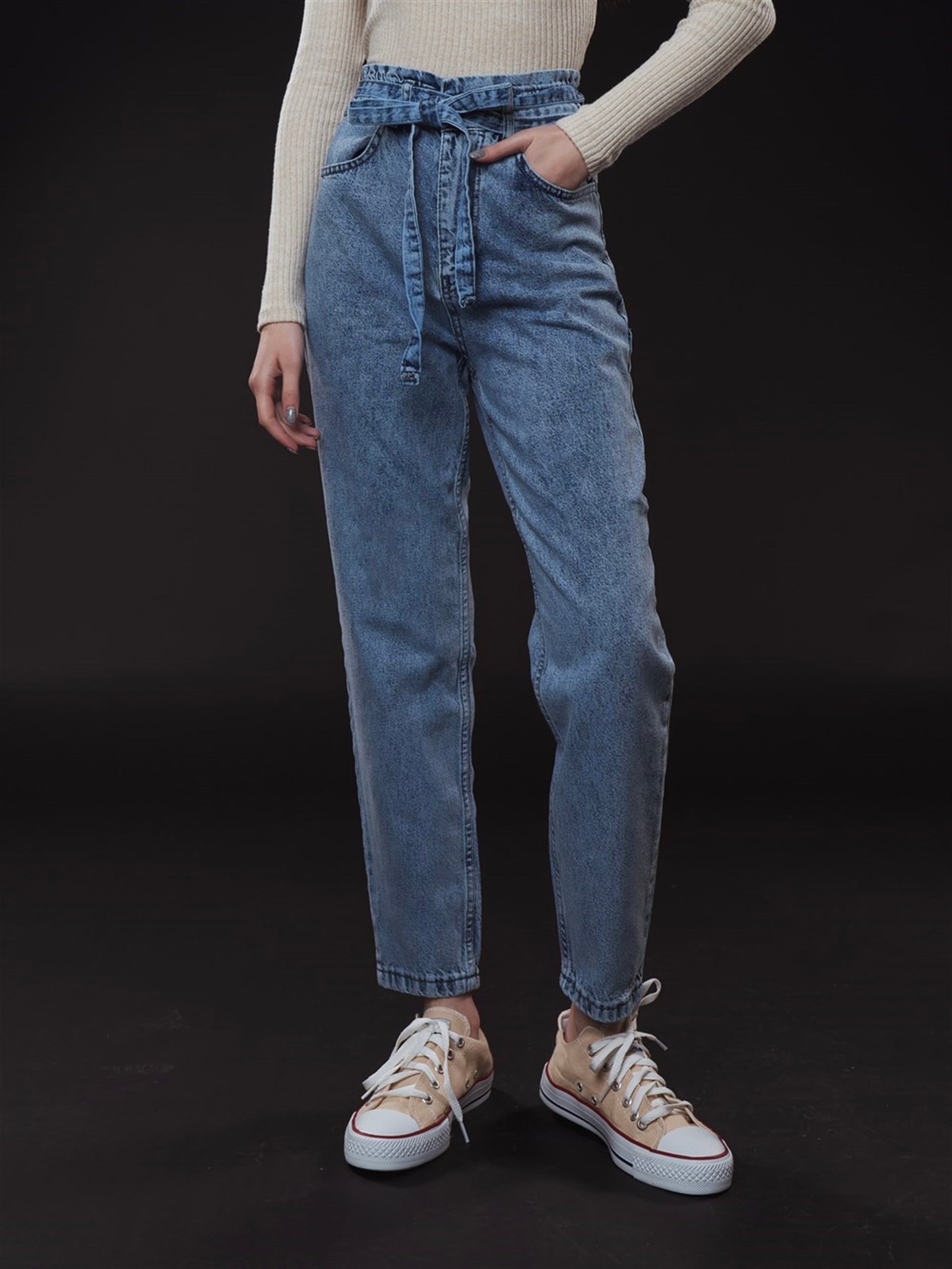 Çift Kemerli Dar Paça Salaş Jean Pantolon