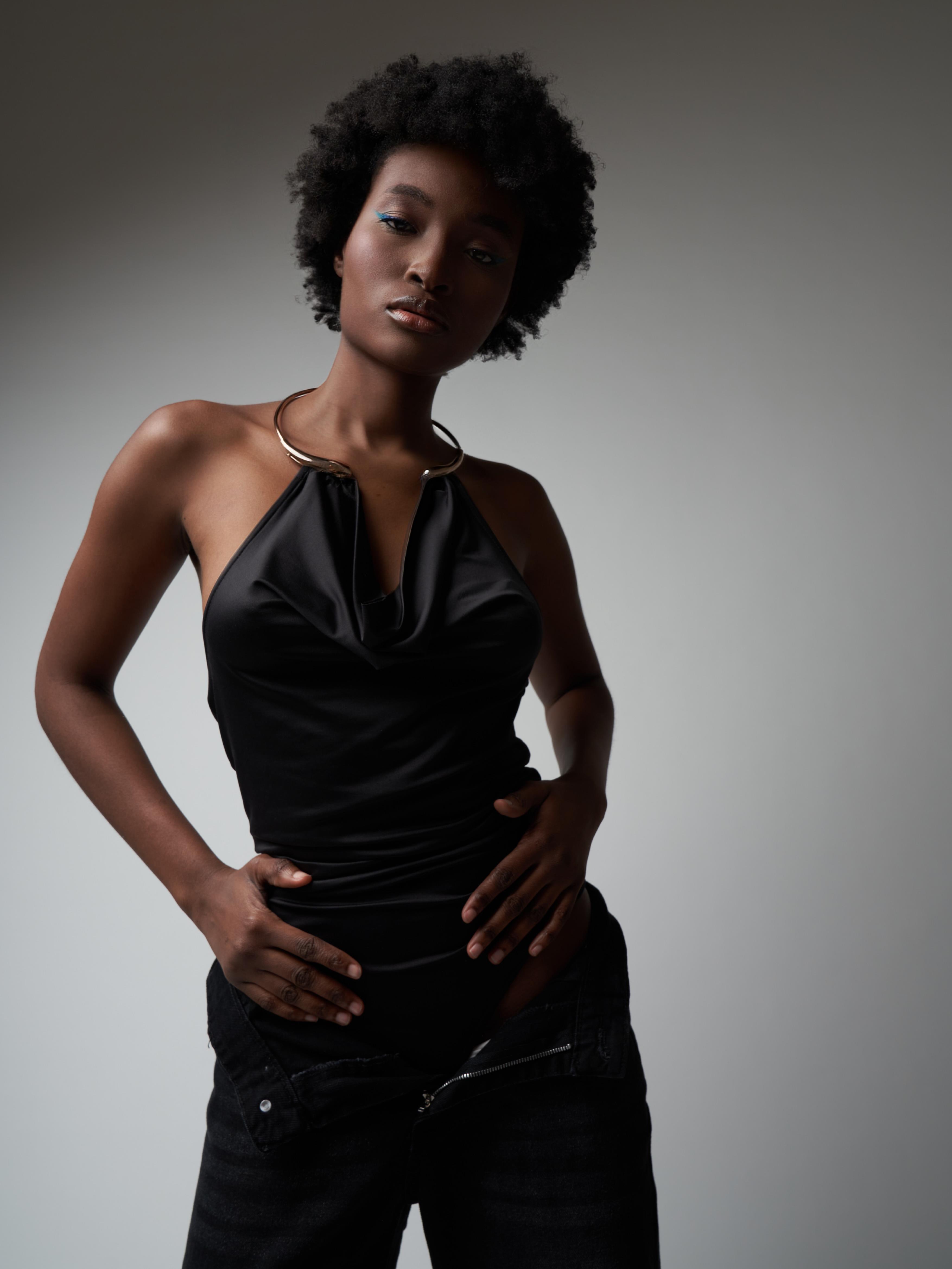 Çıtçıtlı Micro Bluz Siyah