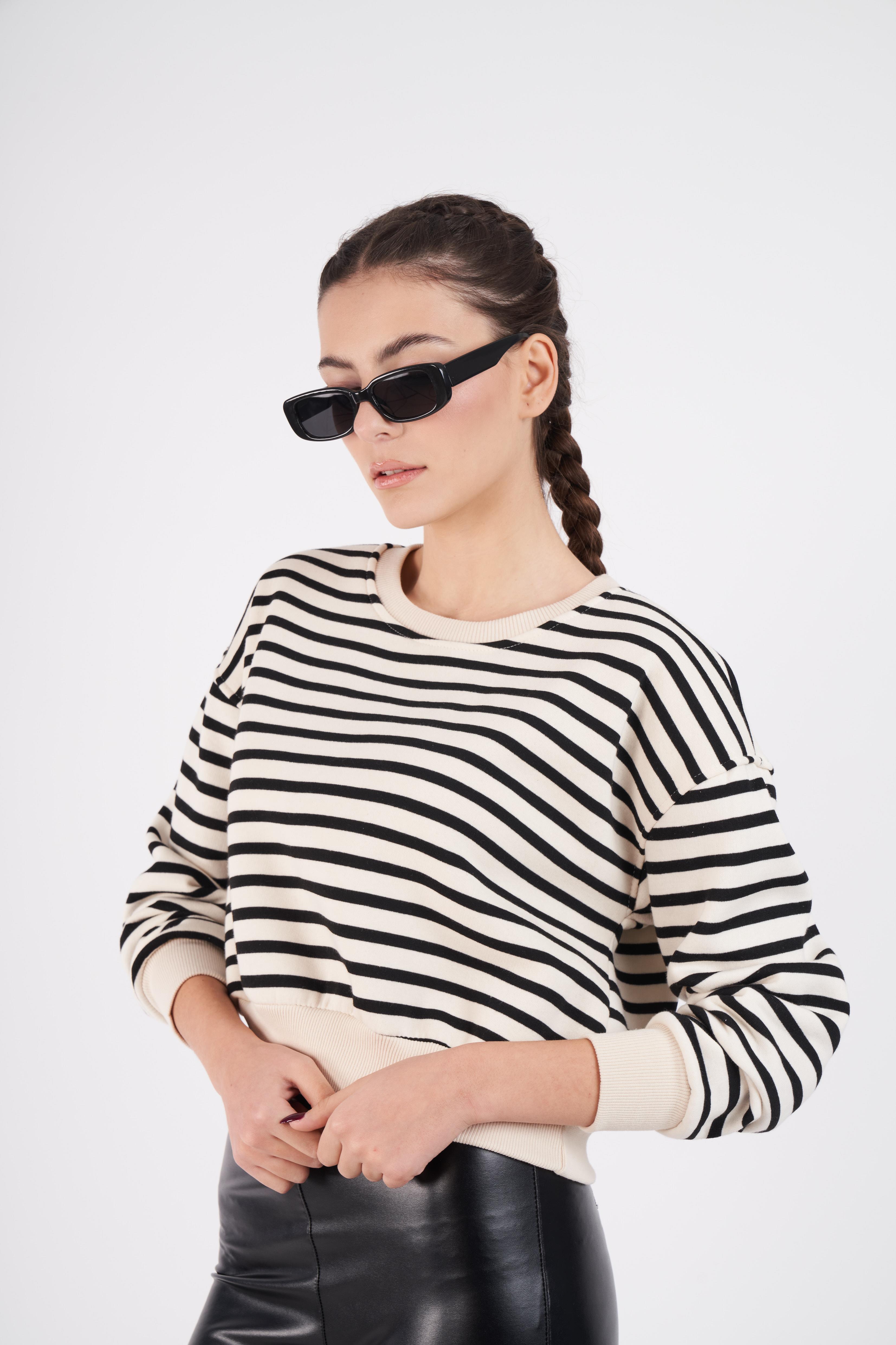Çizgili Kısa Sweatshirt Ekru-Siyah