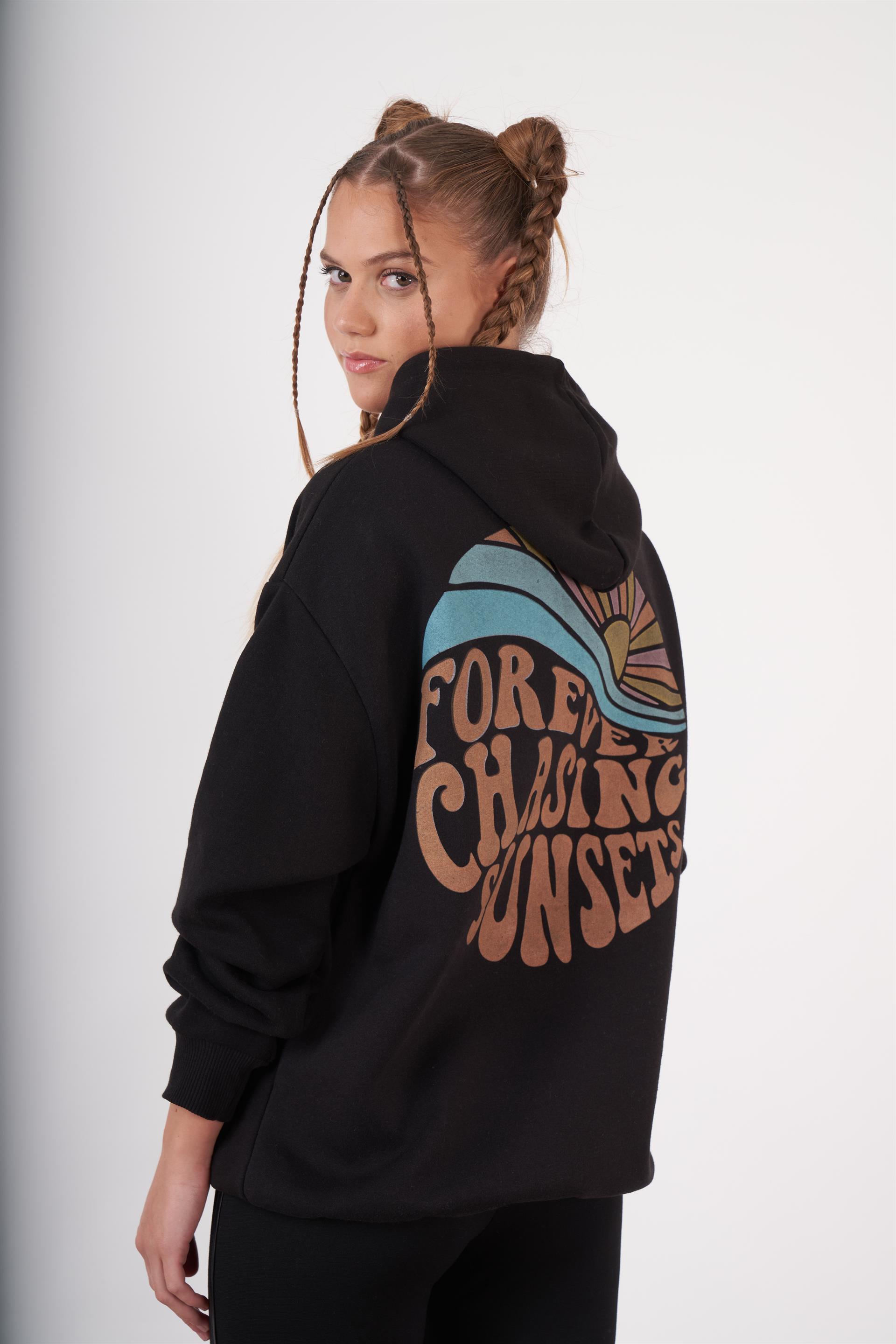 Forever Chasing Sunsets Baskılı Sweatshirt