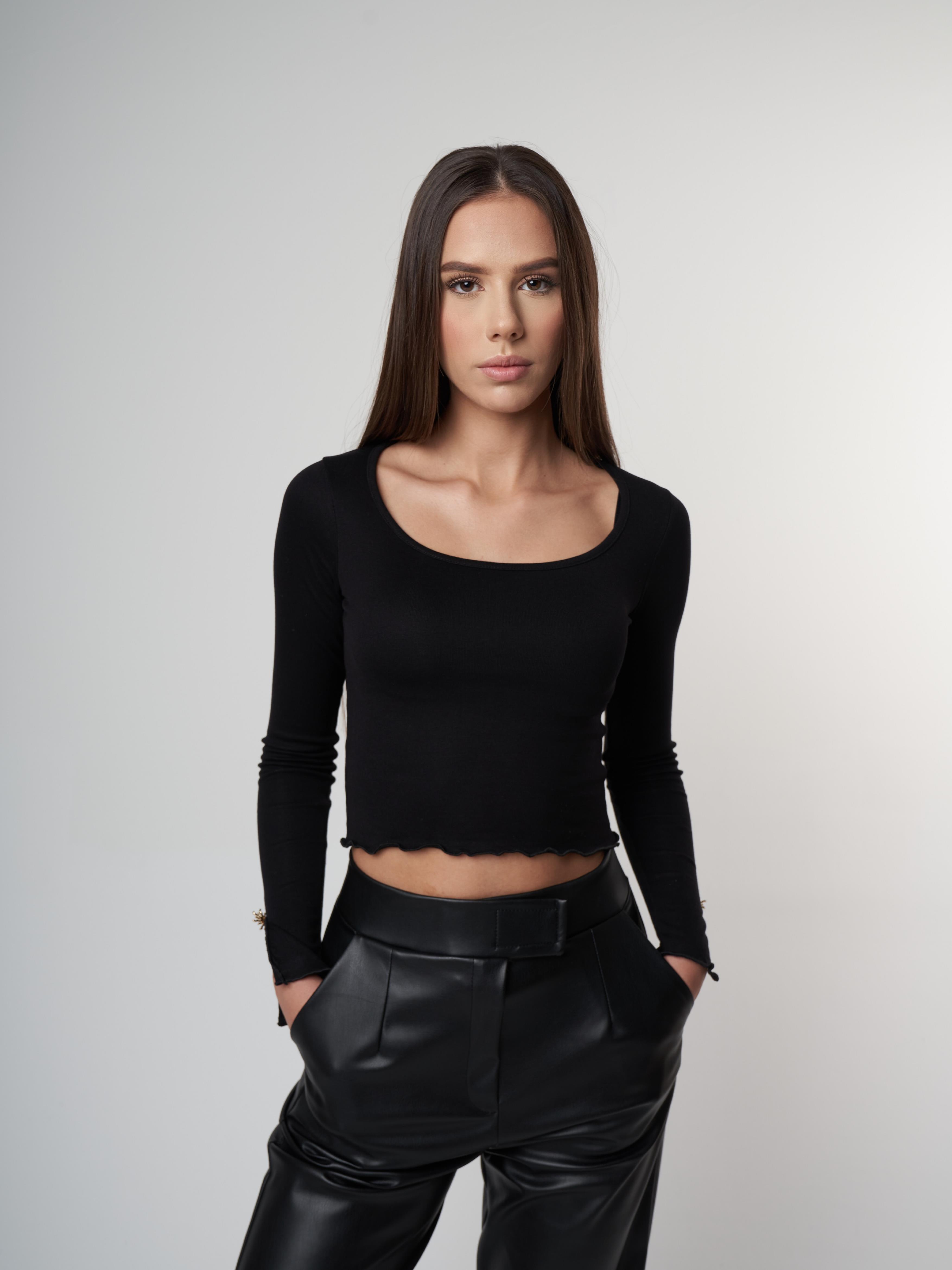 H Yaka Uzun Kol Crop Bluz Siyah