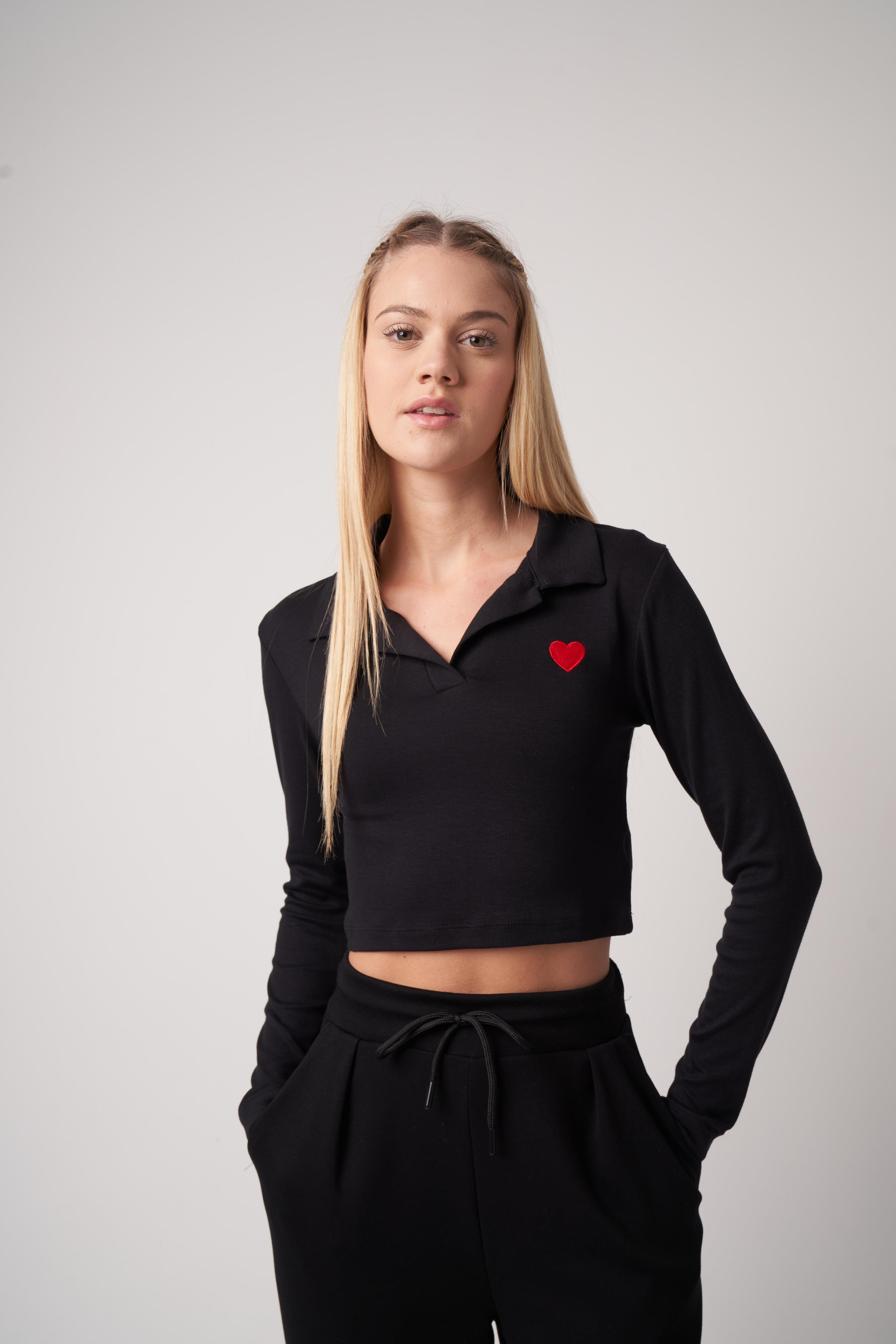 Kalp Nakış Baskılı Bluz Siyah