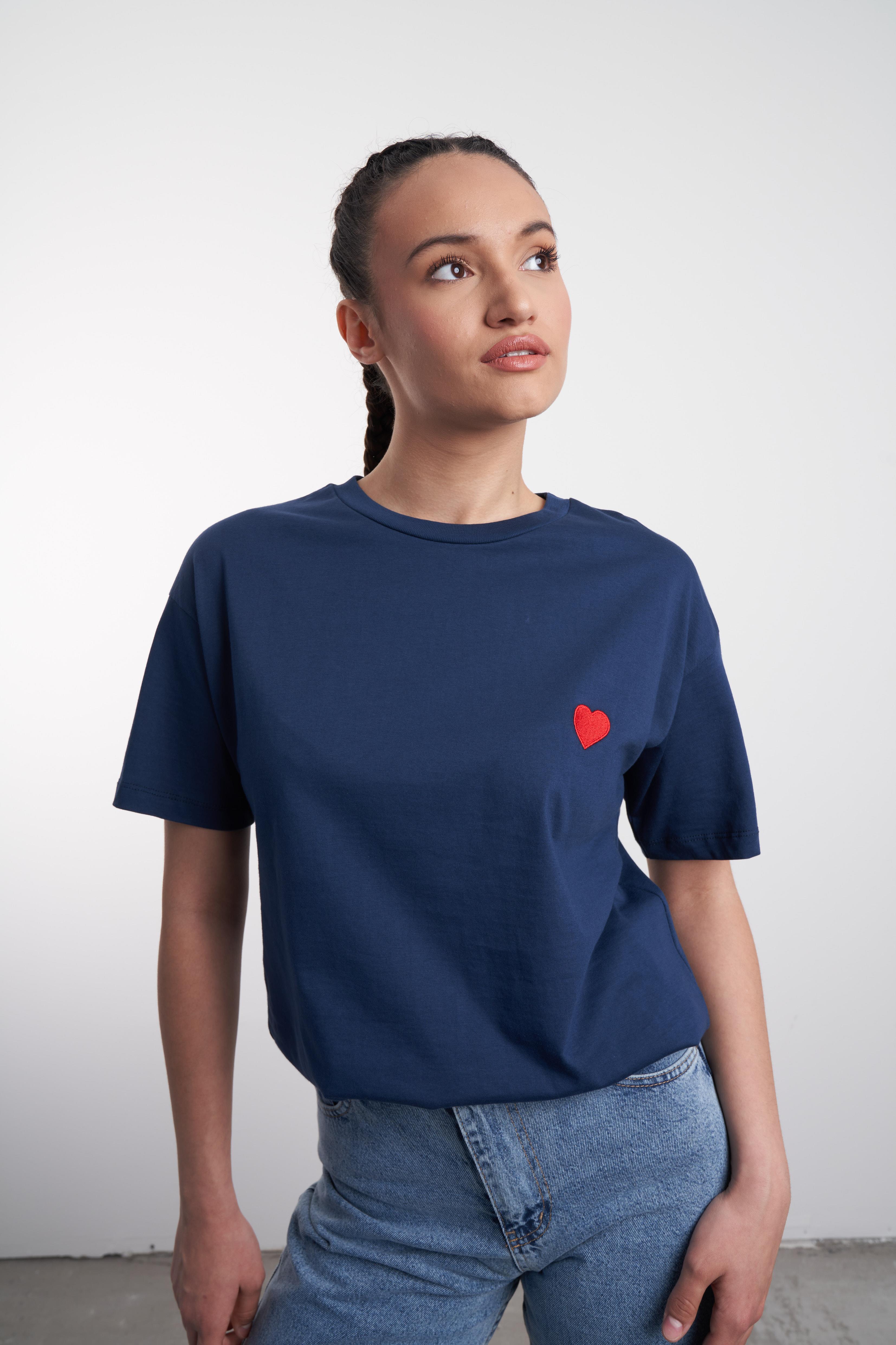 Kalp Nakış Baskılı T-shirt Lacivert