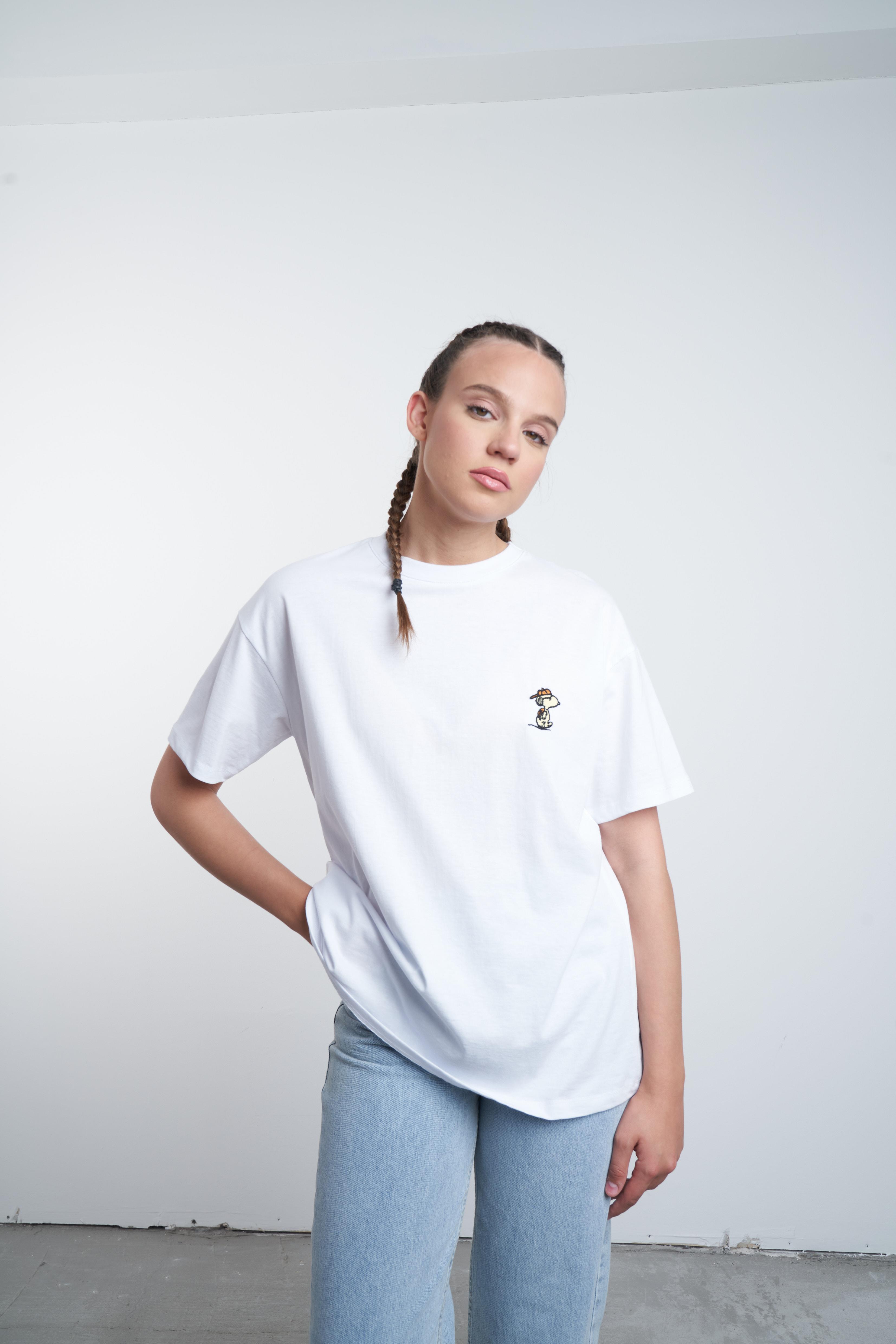 Köpek Nakış Baskılı T-shirt Beyaz