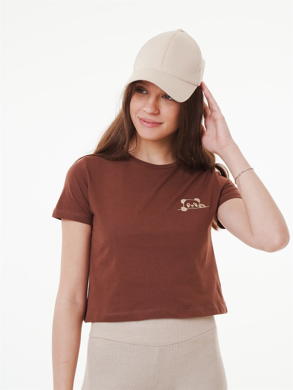 Nakış Baskılı Kısa T-shirt