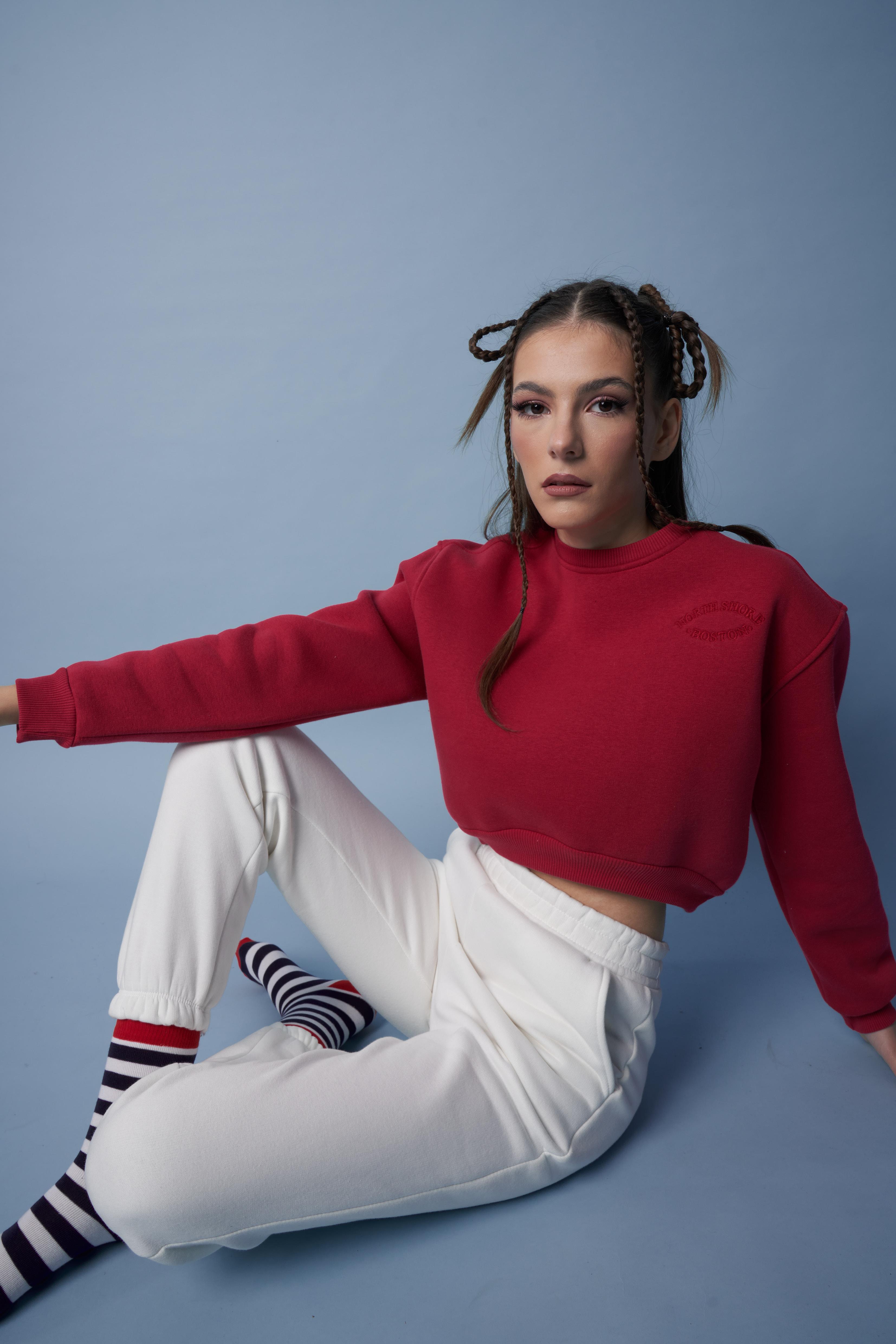Nakış Detaylı Kısa Basic Sweatshirt Kırmızı