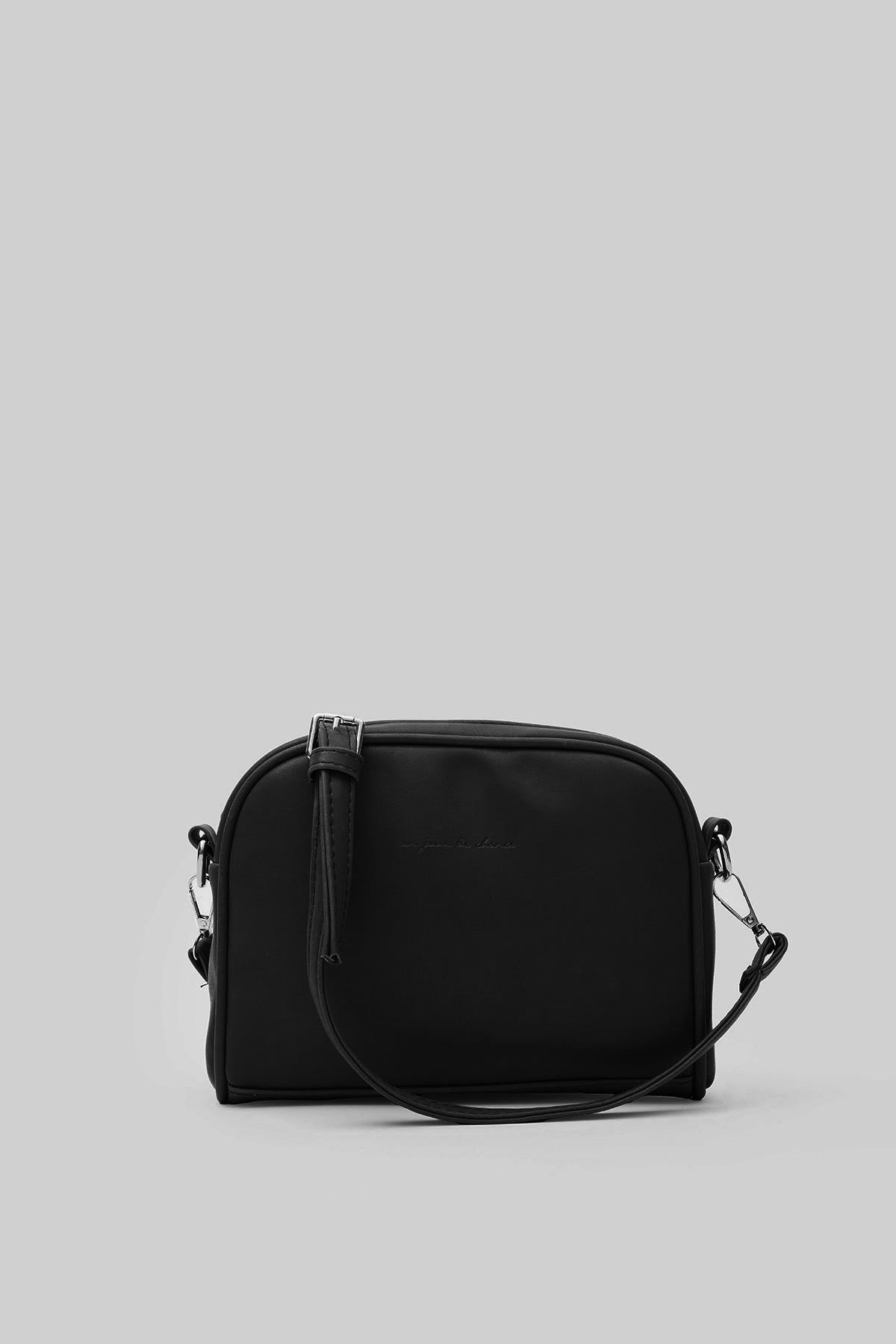 Oval Çapraz Çanta Siyah