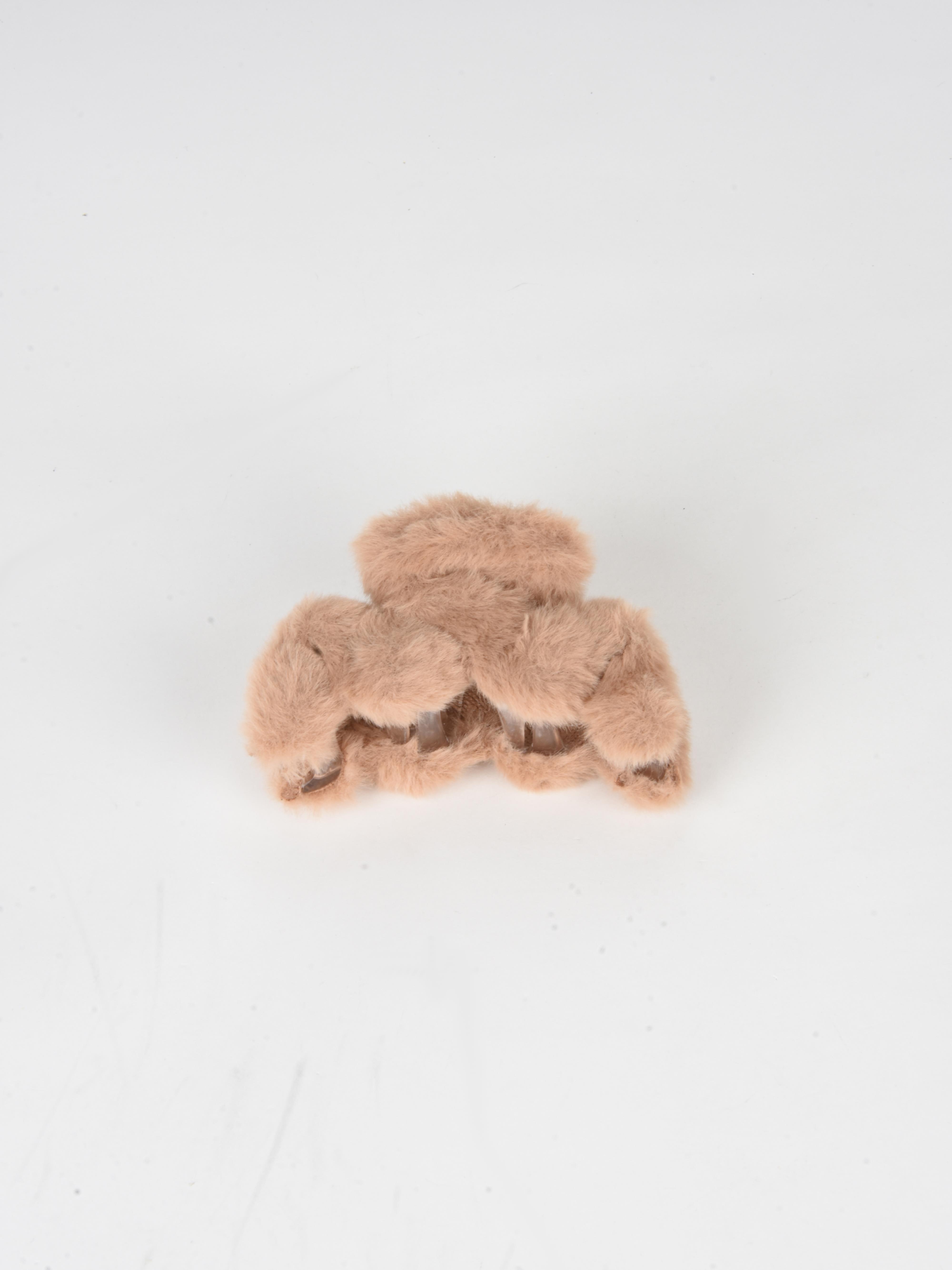 Peluş Toka