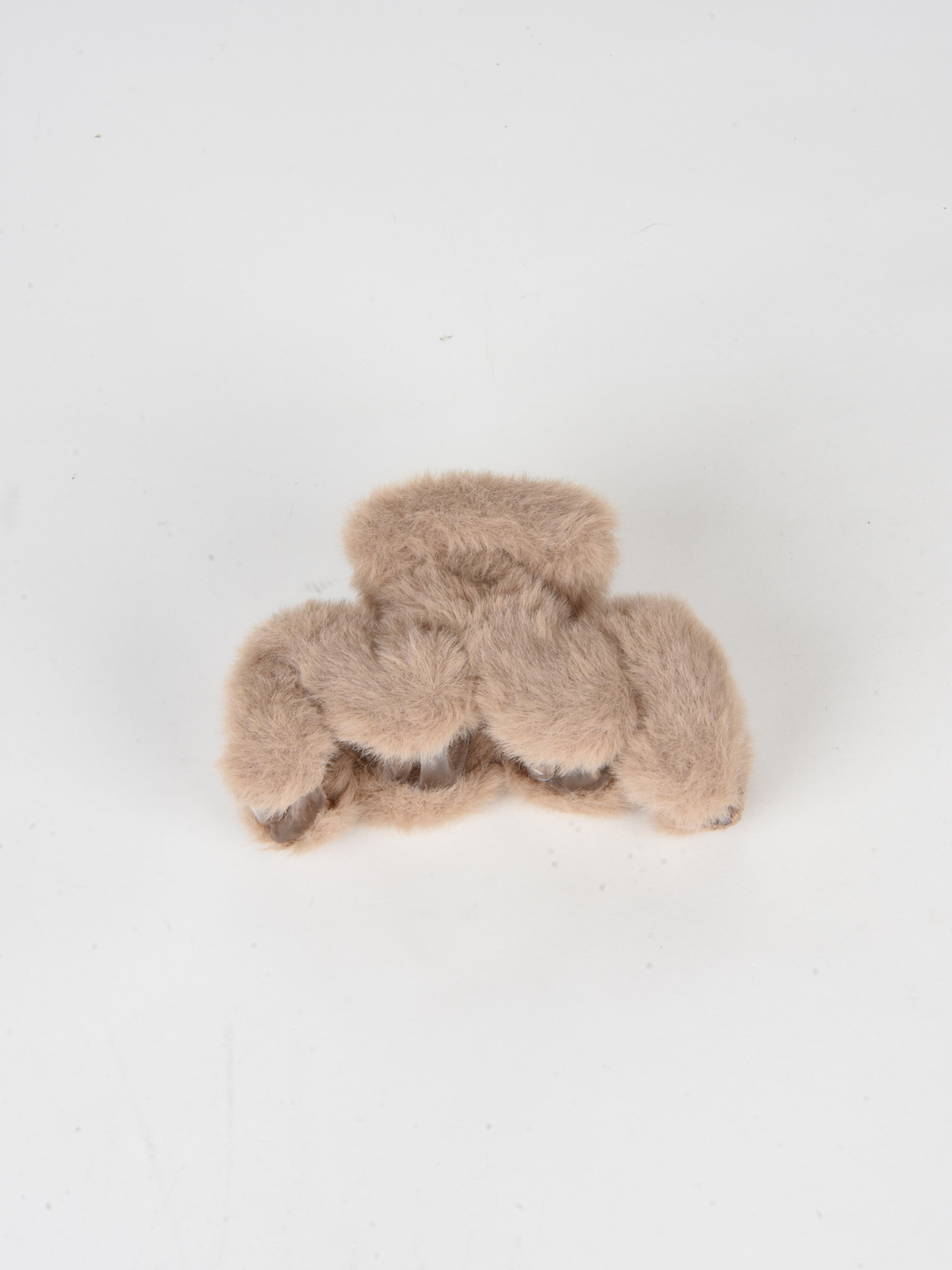 Peluş Toka