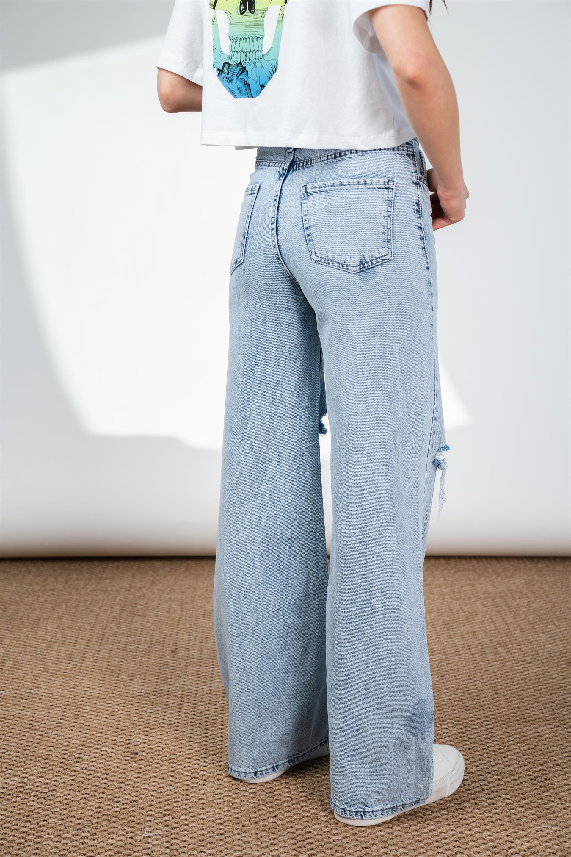 Yetuk porno er-xotin anal Tasmali qizning surati