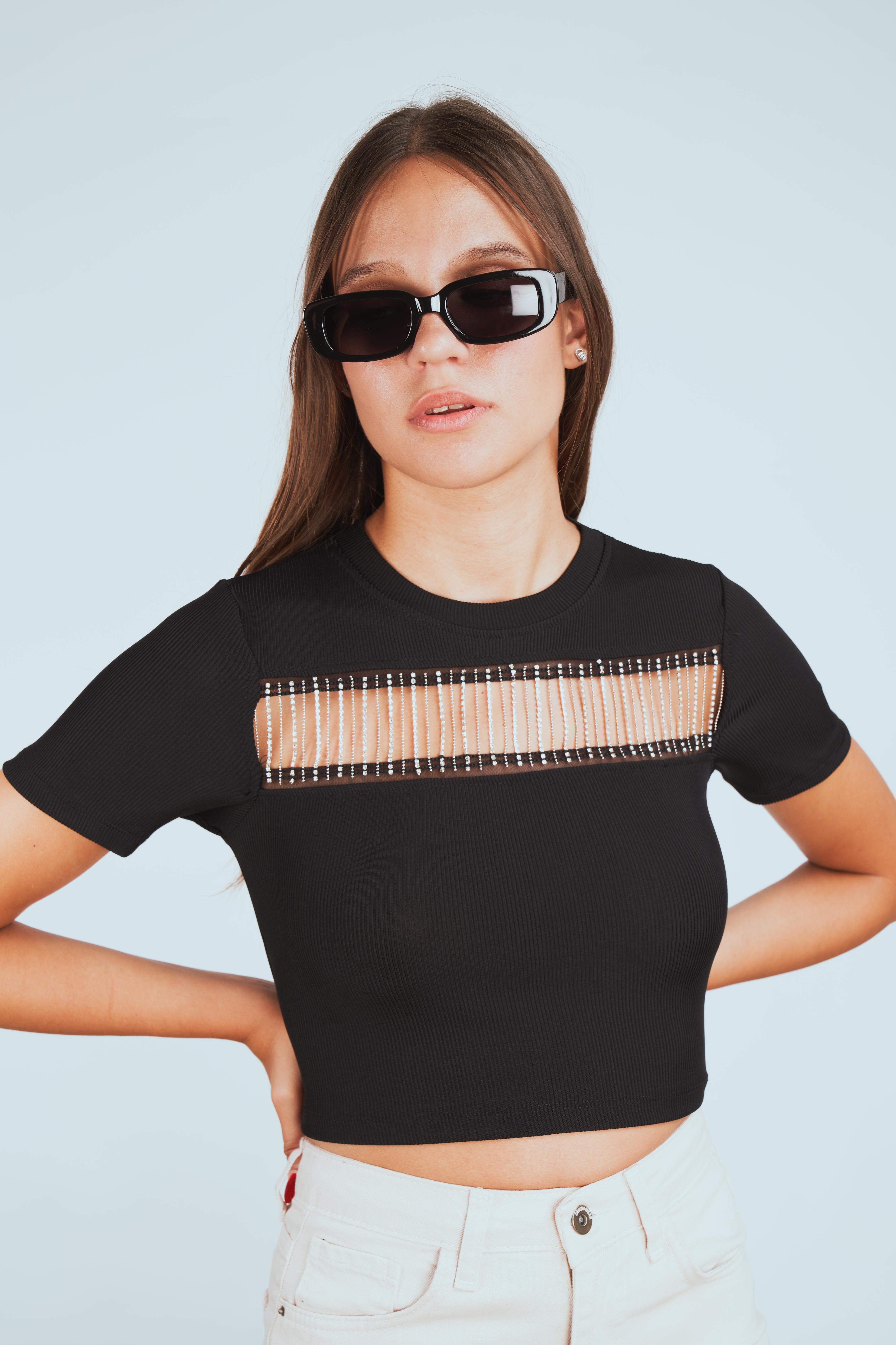 Taş Detaylı Kısa Bluz