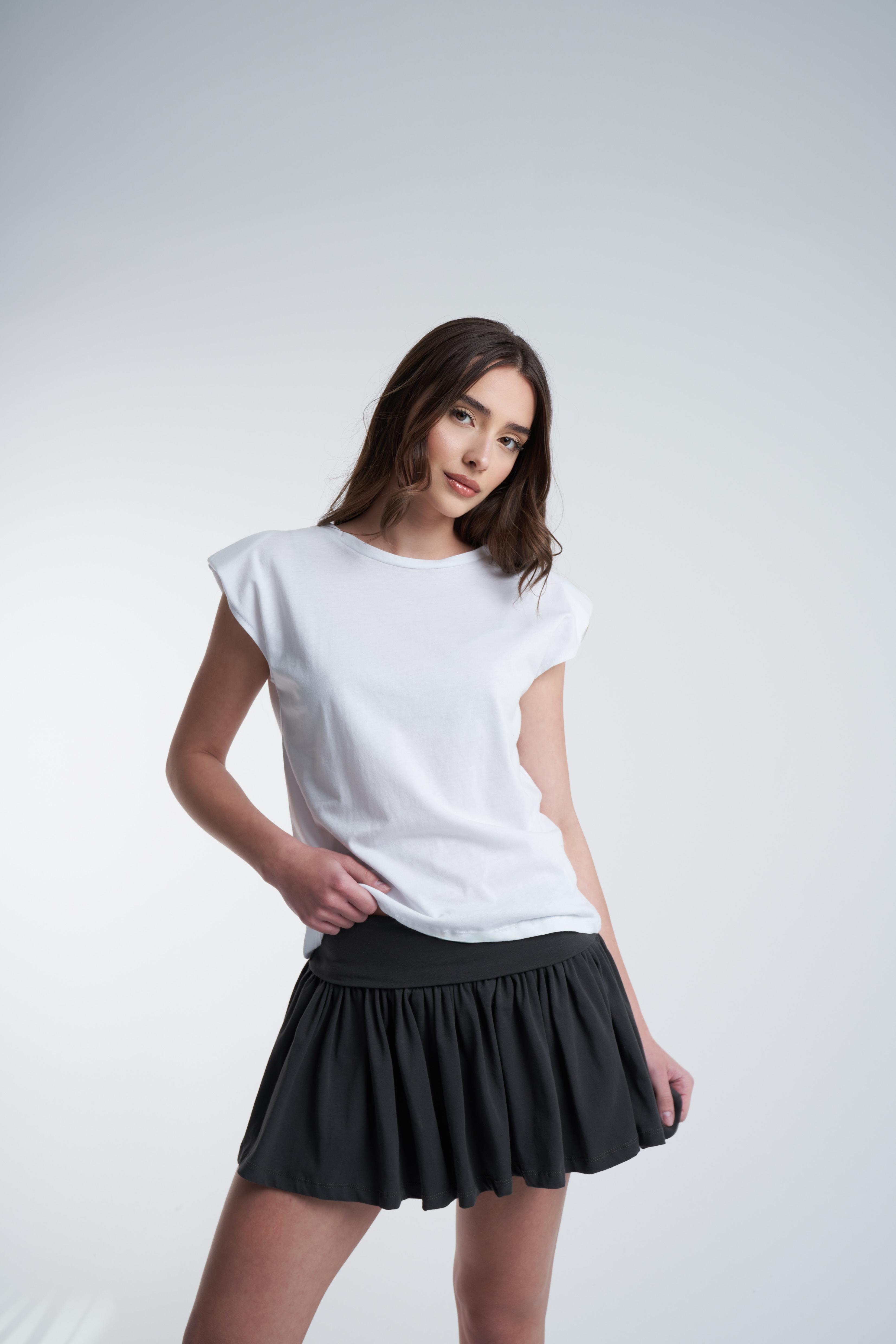 Vatkalı Kolsuz T-shirt Beyaz