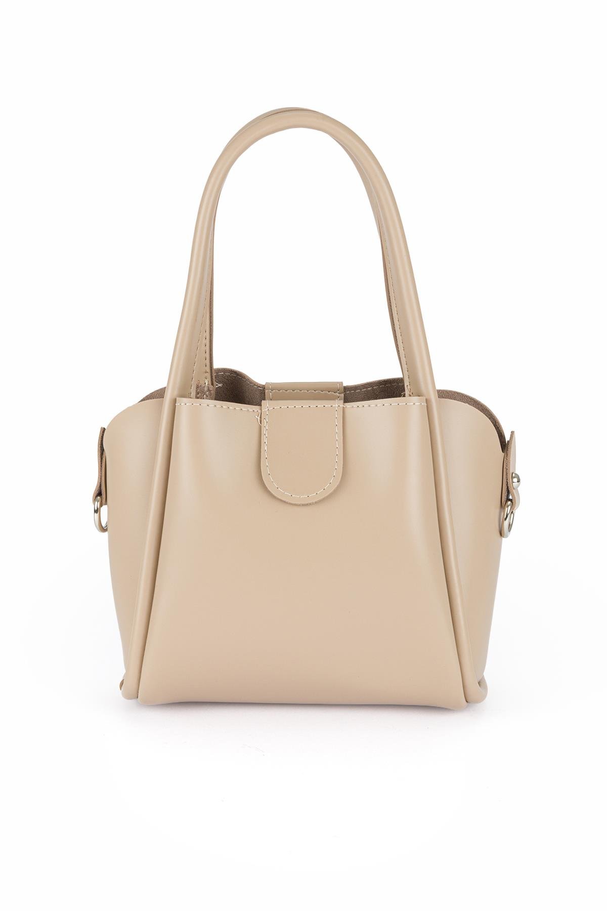 Yavrulu El ve Çapraz Çanta Kum