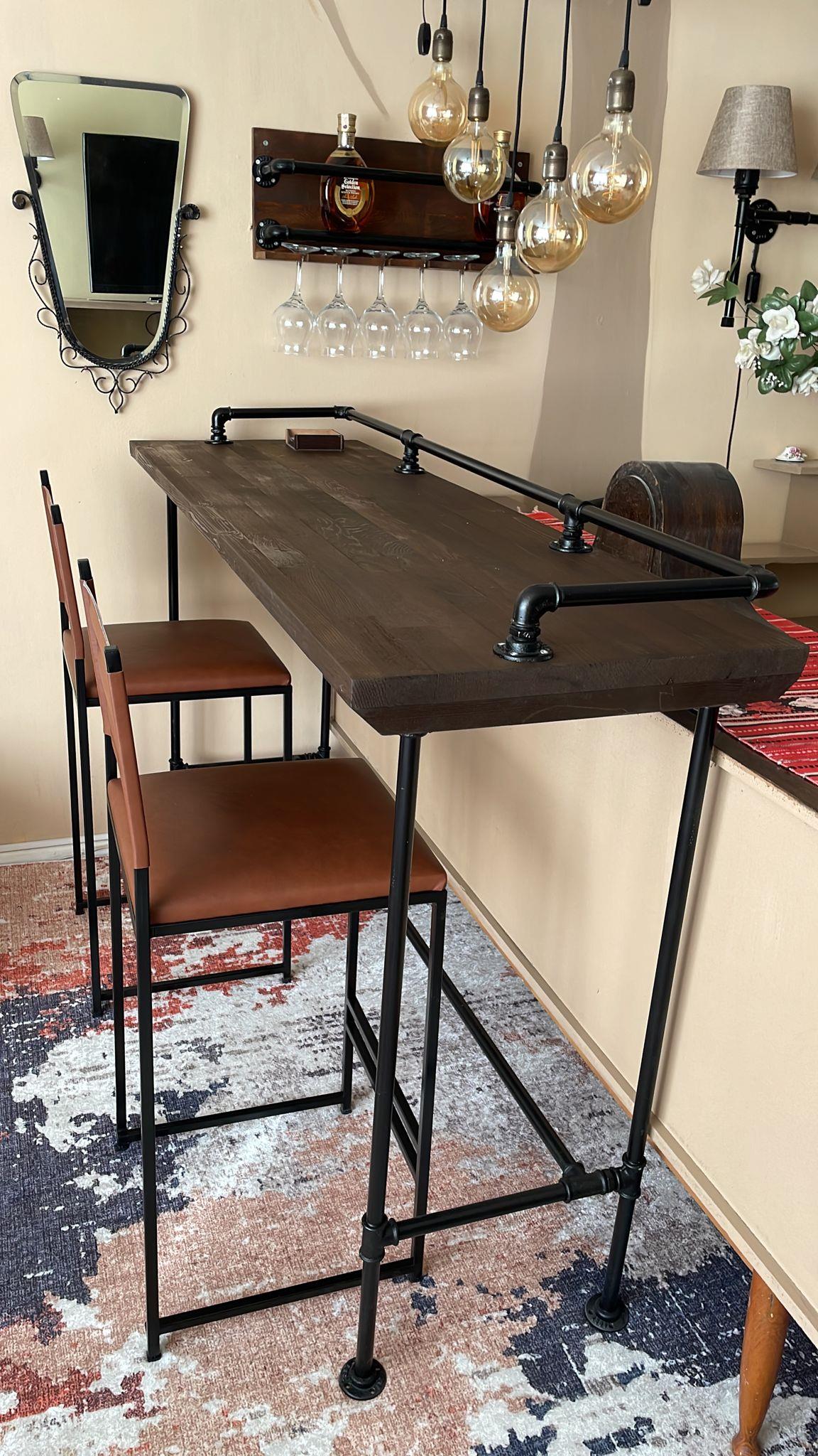 Tena Dekor Retro Rustik Vintage Tarz Ahşap+Demir Bar MasaMağaza dekorasyonuTena Dekor Retro Rustik Vintage Tarz Ahşap ve Su Borusu Tasarım Bar Yan Masası 