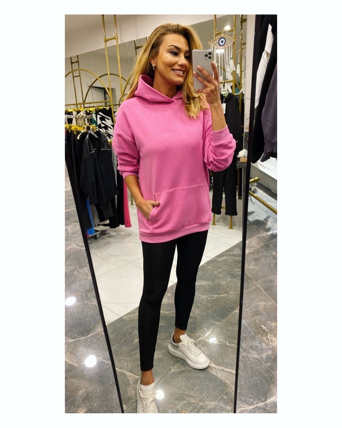 Pembe Kapşonlu Sweatshirt