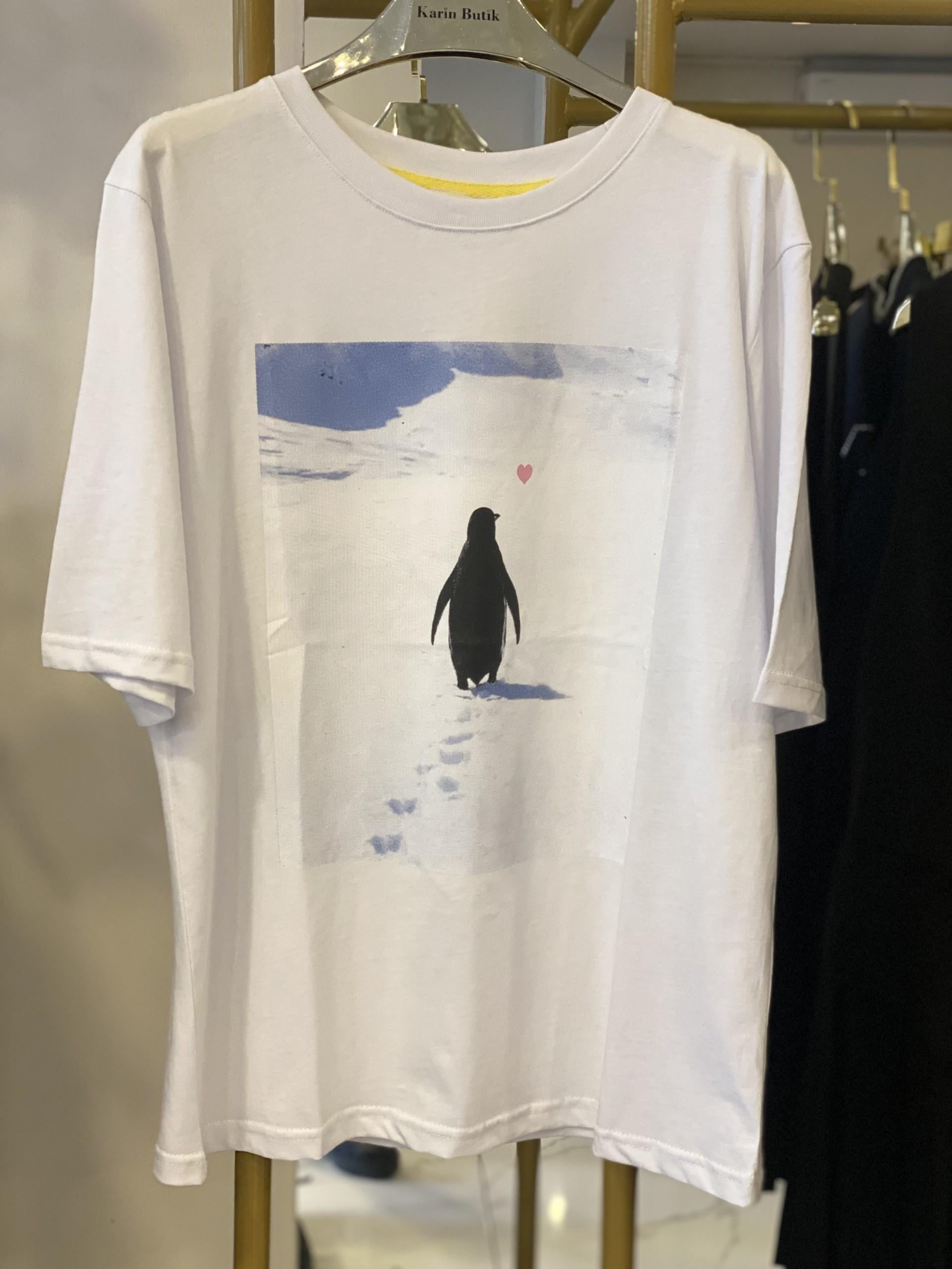 Penguen Baskılı Tshirt