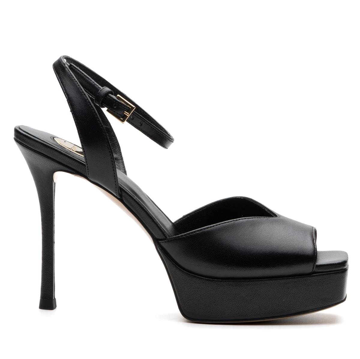 ZONE SİYAH HAKİKİ DERİ Kadın TOPUKLU SANDALETZONE SİYAH HAKİKİ DERİ Kadın TOPUKLU SANDALET