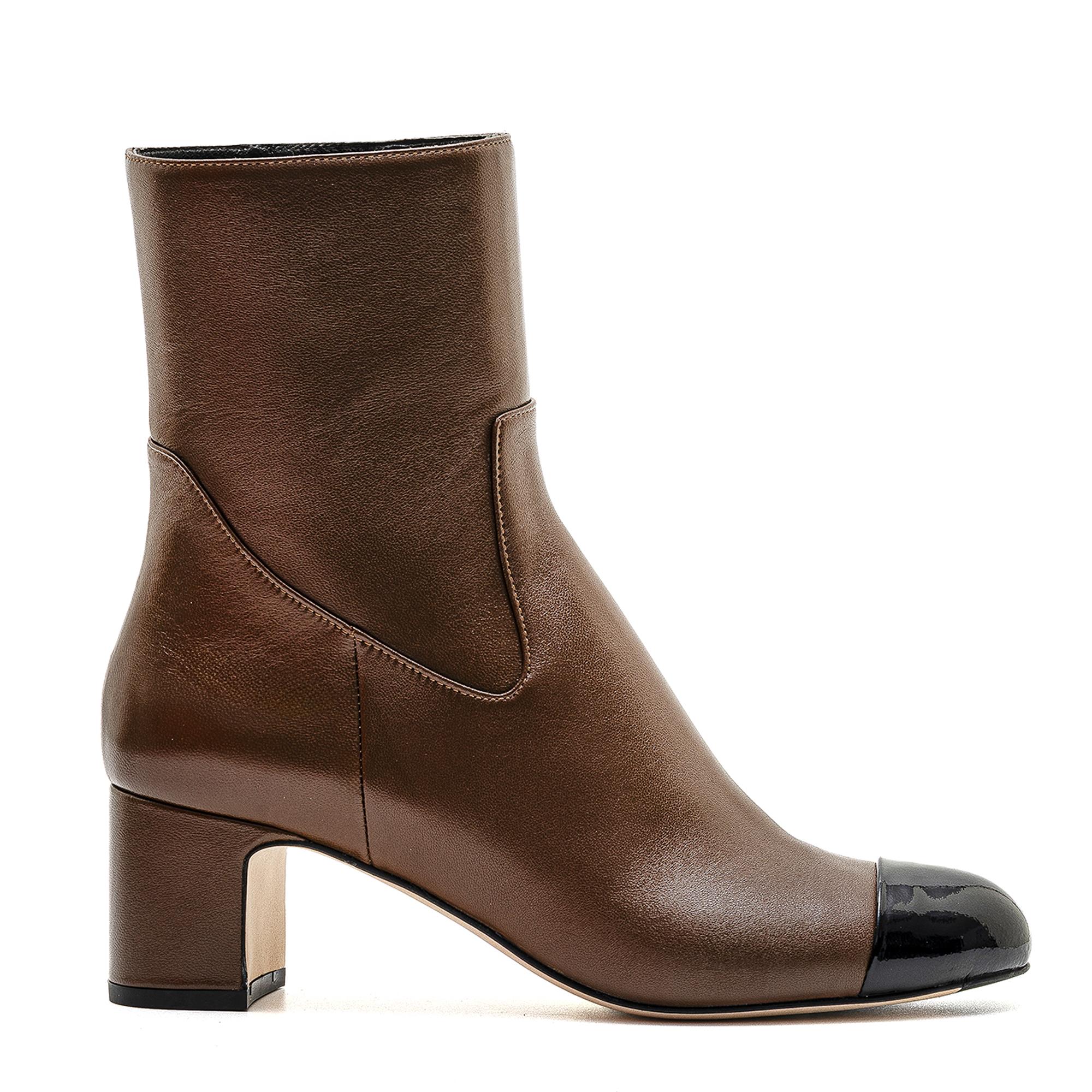 RESTY KAHVE HAKİKİ DERİ Kadın TOPUKLU BOTRESTY KAHVE HAKİKİ DERİ Kadın TOPUKLU BOT