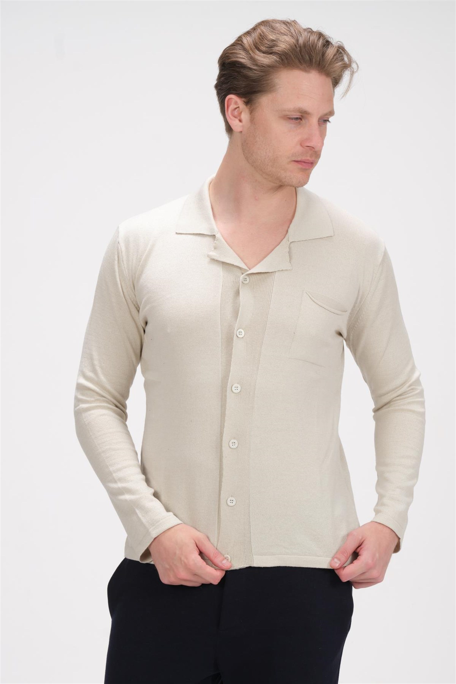 Erkek Regular Fit Önü Düğmeli Uzun Kollu Triko Gömlek T-Shirt