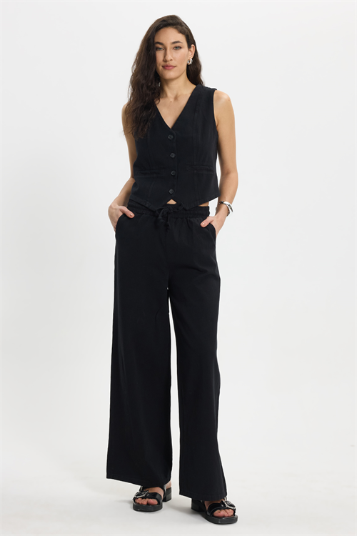 Kadın Slim Fit Dar Kesim %100 Pamuk V Yaka Çift Cepli Siyah Yelek Pantolon Takım