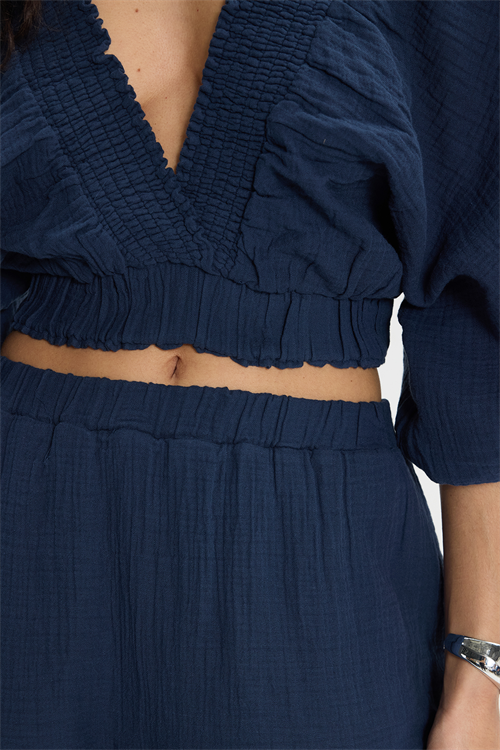 Kadın Oversize Geniş Kesim %100 Pamuk Kruvaze Yaka Crop Fırfırlı Lacivert Şort Etek Takım