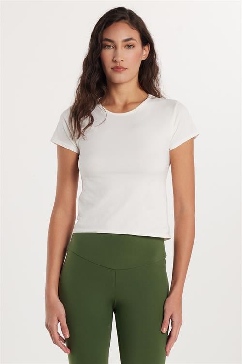 Kadın Slim Fit Dar Kesim Düz Basic Bisiklet Yaka Ekru Tişört