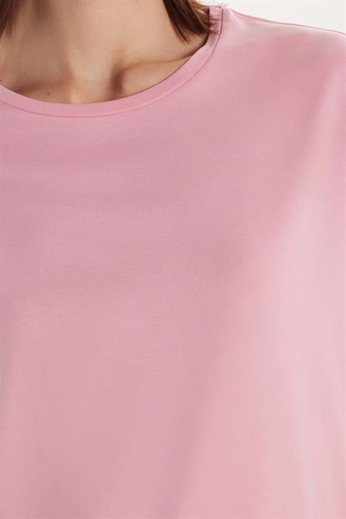 Kadın Modal Kumaş Relax Fit Rahat Kesim Bisiklet Yaka Basic Pembe Tişört