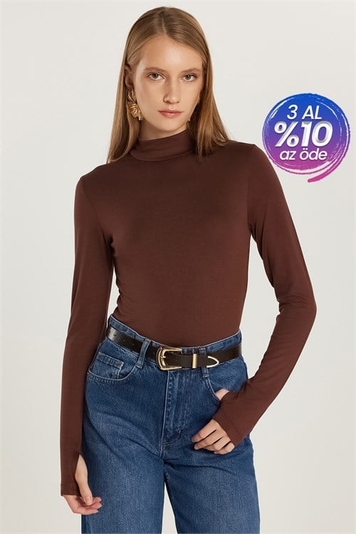 Kadın Regular Fit Klasik Kesim Viskon Kumaş Balıkçı Yaka Kahverengi Bluz 