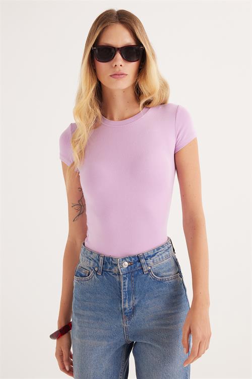 Kadın Regular Fit Klasik Kesim Bisiklet Yaka Viskon Kumaş Ultra Soft Lila Tişört