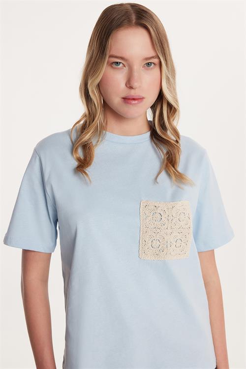 Kadın Relax Fit Rahat Kesim %100 Pamuk Baskılı Bisiklet Yaka Açık Mavi Tişört