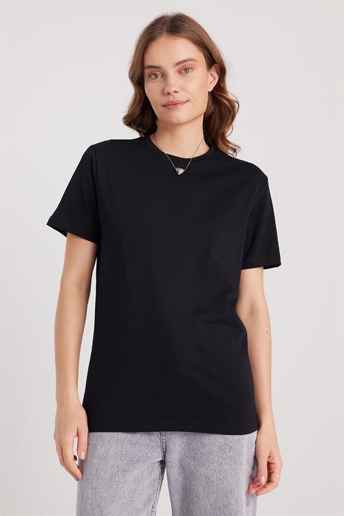 Kadın Slim Fit Dar Kesim Pamuklu Yumuşak Doku Likralı Esnek Kumaş Basic Siyah Bisiklet Yaka Tişört