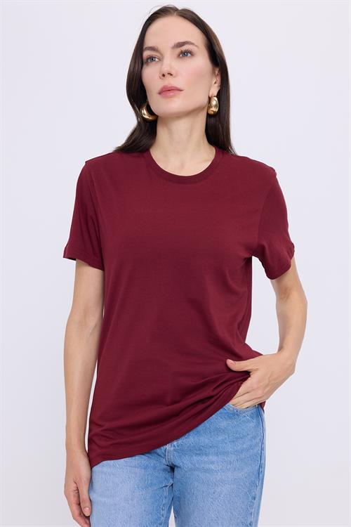 Kadın Slim Fit Dar Kesim Pamuklu Yumuşak Doku Likralı Esnek Kumaş Basic Bordo Bisiklet Yaka Tişört